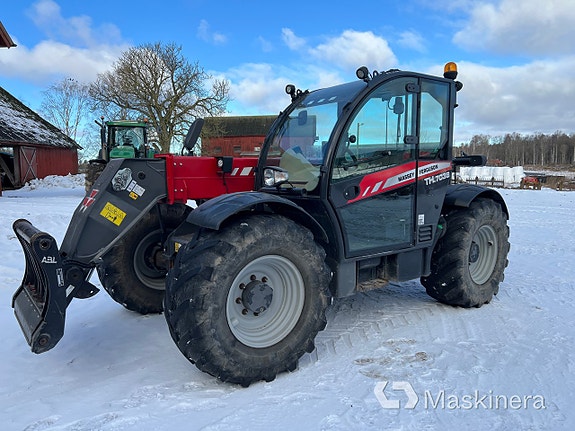 Teleskoplastare Massey Ferguson TH7038 8 of 27