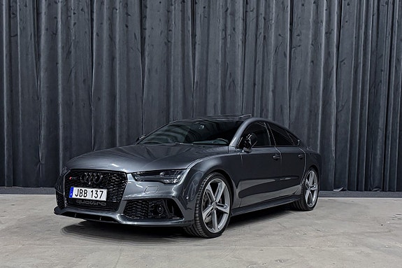 Audi RS7 2 of 5