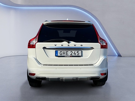 Volvo XC60 4 of 20
