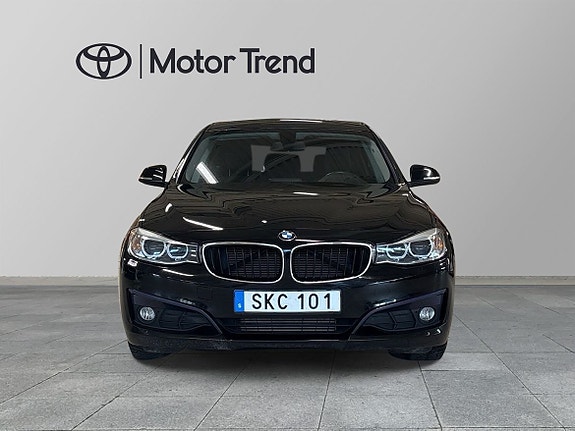 BMW 320 5 of 5