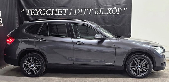 BMW X1 4 of 5