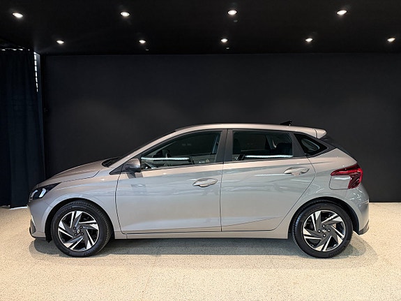 Hyundai i20 3 of 5