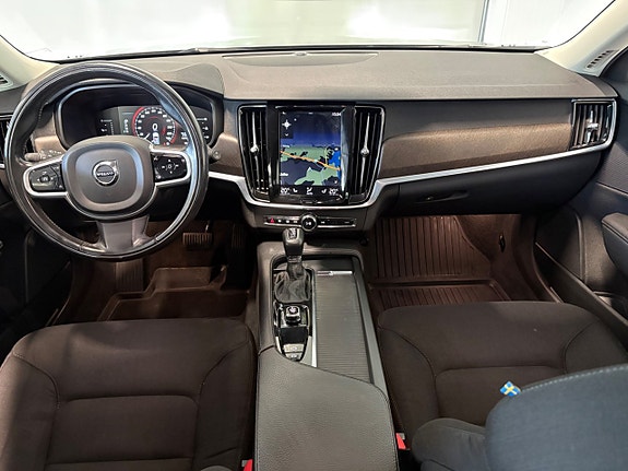 Volvo V90 Cross Country 10 of 23