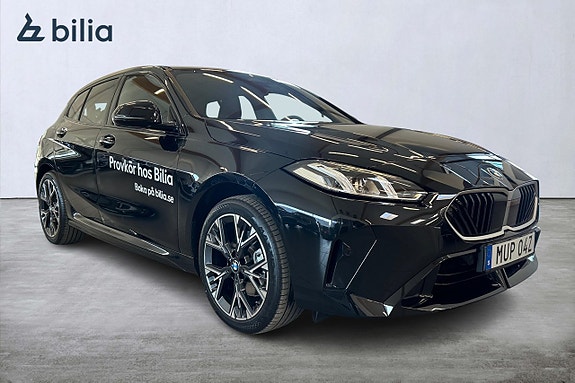 BMW 120 9 of 18