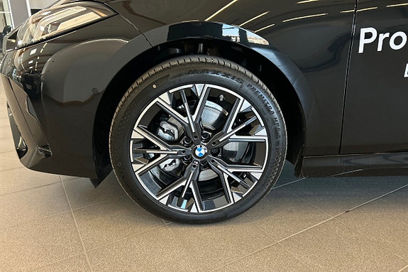 BMW 120 6 of 18