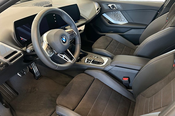 BMW 120 13 of 18