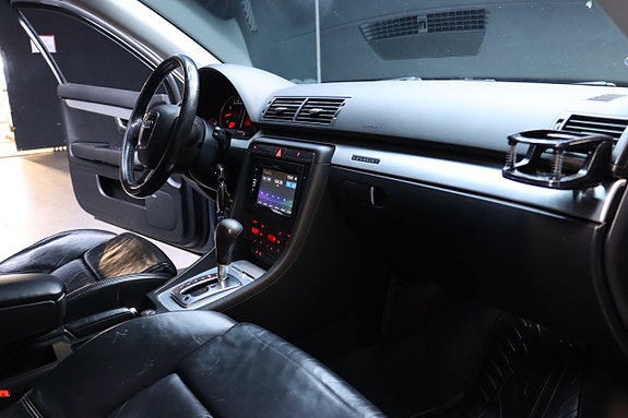 Audi A4 14 of 19