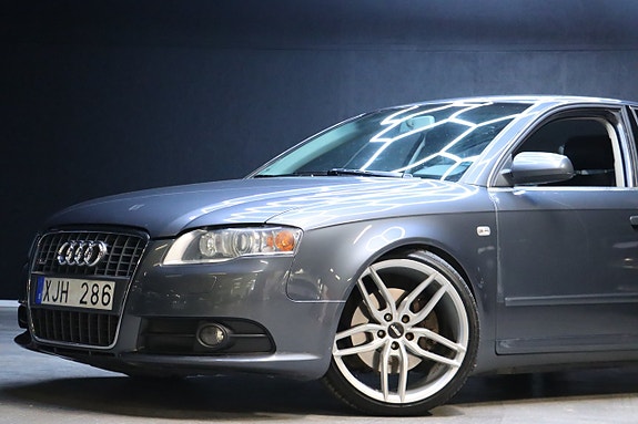 Audi A4 4 of 5