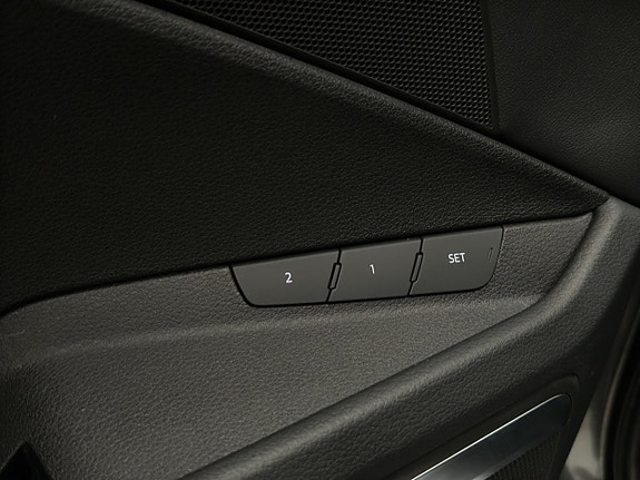 Audi Q8 14 of 30