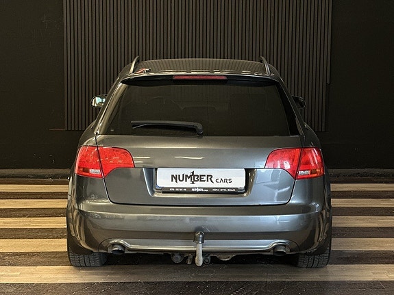 Audi A4 11 of 22