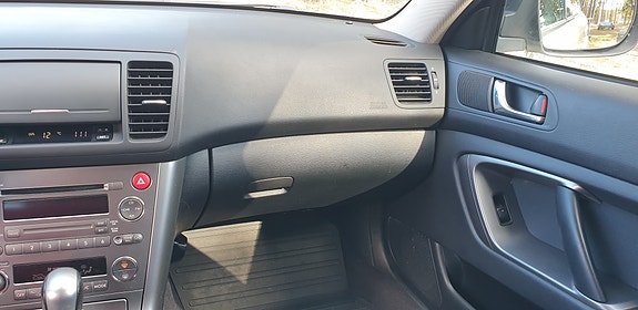 Subaru Outback 6 of 10