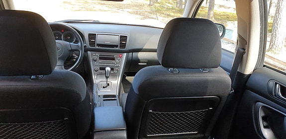 Subaru Outback 5 of 10