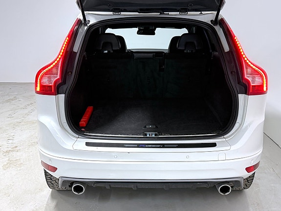 Volvo XC60 20 of 25