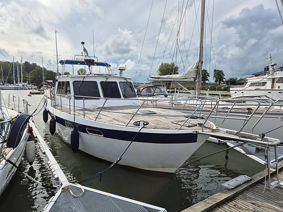 Bahama 35- 1994 med nyinstallerad Volvo Penta TAMD41P