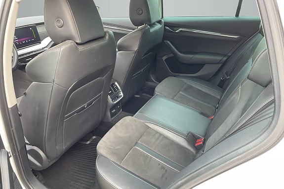 Skoda Octavia 11 of 18