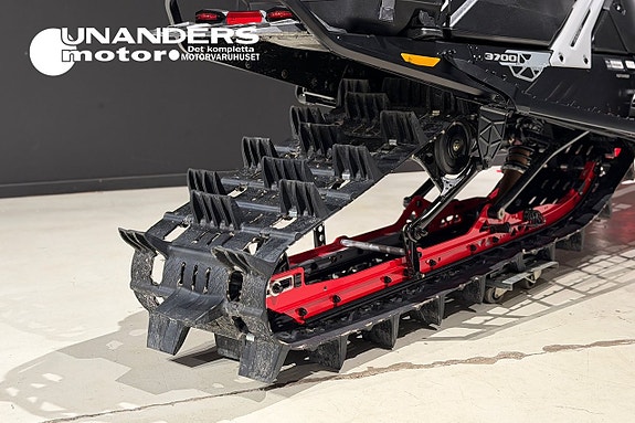 Lynx Shredder RE 3700 850 E-TEC Turbo R VINTERNS HETA NYHET 3 of 7