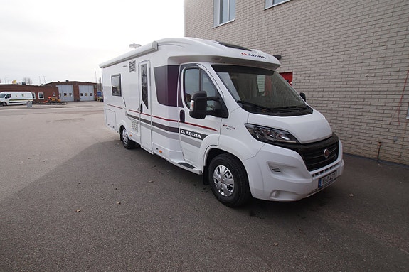 Adria Coral S 670SLT