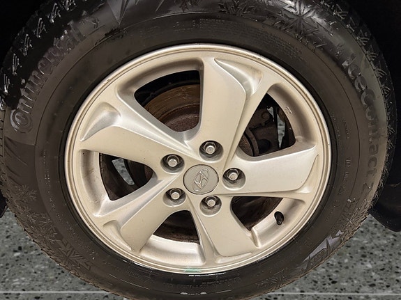 Hyundai ix35 8 of 10