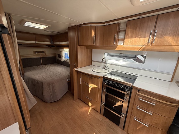 Kabe ROYAL 590 XL KS 7 of 19