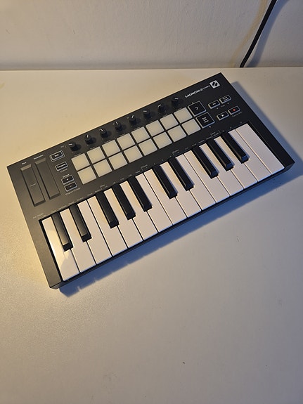 Product image 6 of 9