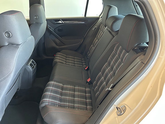 Volkswagen Golf I 5 of 5