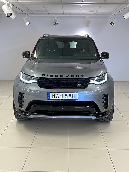 Land Rover Discovery 2 of 5