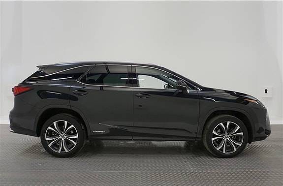 Lexus RX450hL 16 of 18