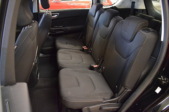 Ford S-MAX 9 of 25