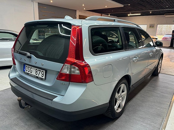 Volvo V70 5 of 5