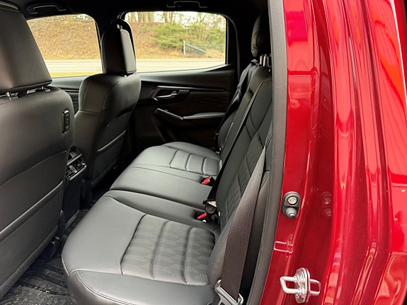 Isuzu D-max 7 of 9