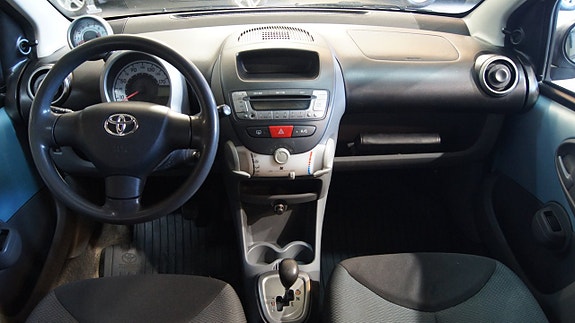 Toyota Aygo 7 of 9