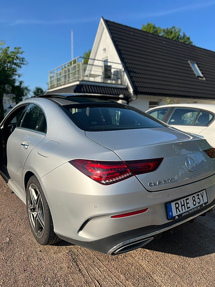 Mercedes-Benz CLA200 2 of 5