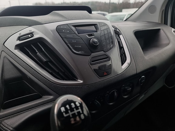 Ford Transit Custom 13 of 13