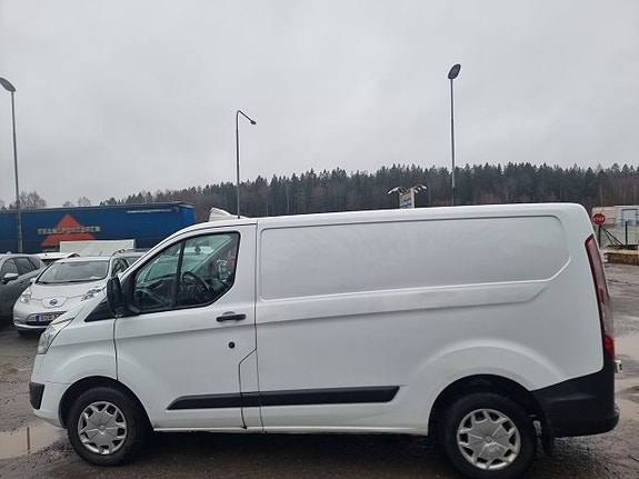 Ford Transit Custom 6 of 13