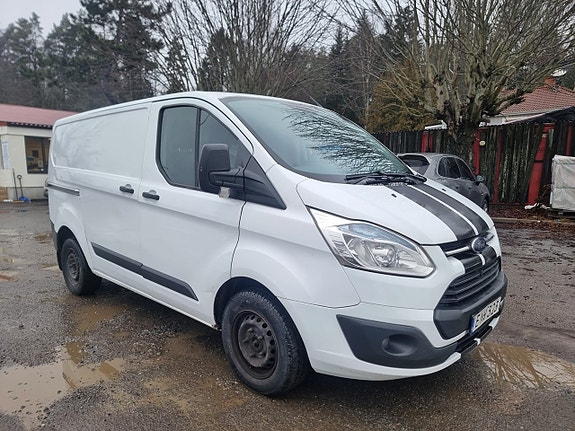 Ford Transit Custom 2 of 5