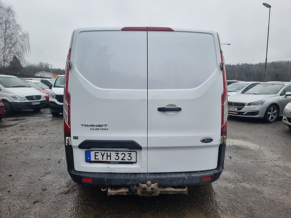 Ford Transit Custom 5 of 5