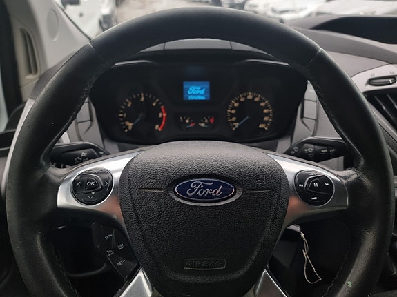 Ford Transit Custom 12 of 13