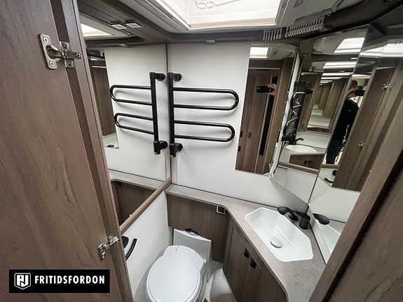 Kabe Royal 560 GLE KS 5 of 9