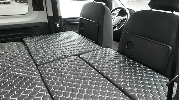Volkswagen Caddy 23 of 24
