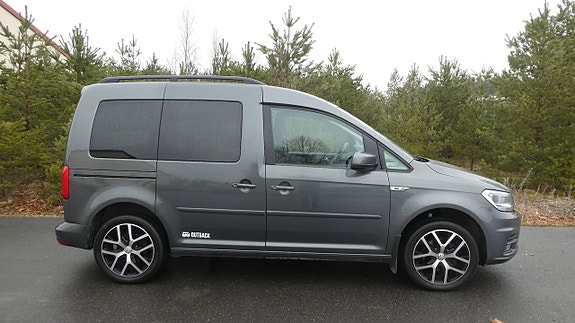 Volkswagen Caddy 2 of 5