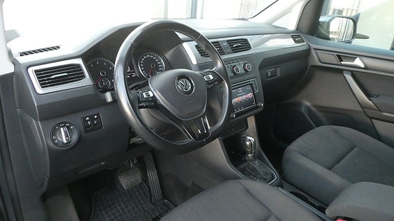 Volkswagen Caddy 8 of 24