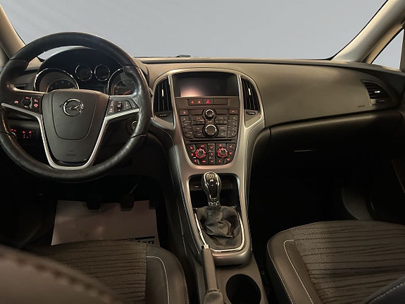Opel Astra 8 of 8