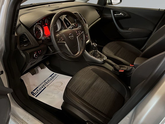 Opel Astra 6 of 8
