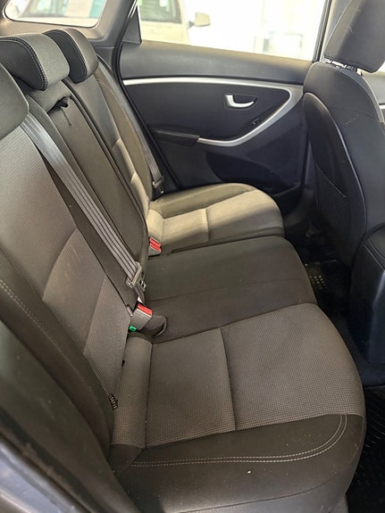 Hyundai i30 8 of 9