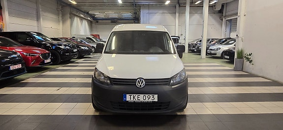Volkswagen Caddy Maxi 3 of 5