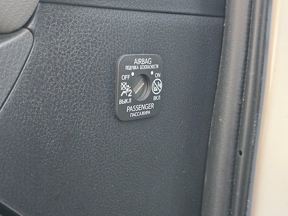 Toyota Yaris 14 of 15