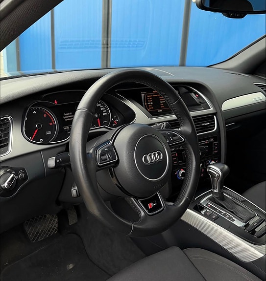Audi A4 5 of 5