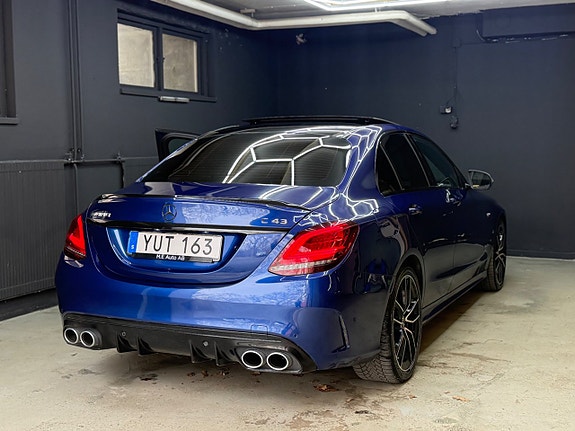 Mercedes-Benz C43 4 of 5