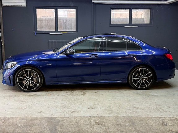 Mercedes-Benz C43 2 of 5