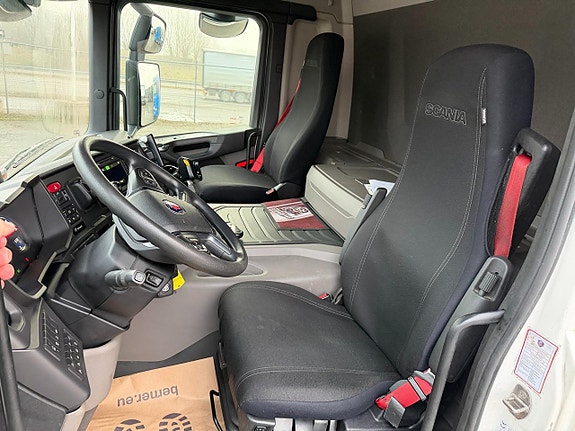 Scania P 500 6x2*4 7 of 9